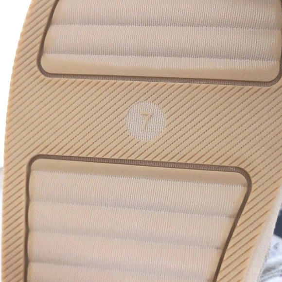 NWT Cute Girl's Cozy Multi-Color Faux Suede Boots Size 7 - Picture 6 of 15